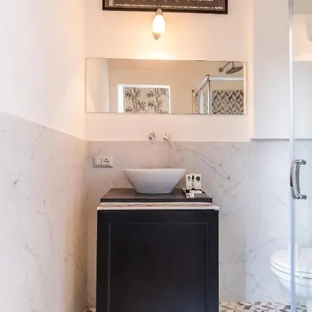 Gasthuis Prince's Colosseum Collection *