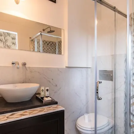 Prince's Colosseum Collection Guest house