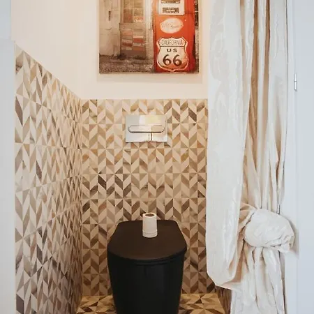 Prince's Colosseum Collection