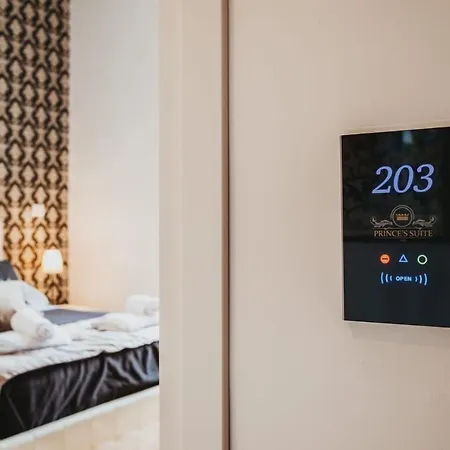 Gasthuis Prince's Colosseum Collection *